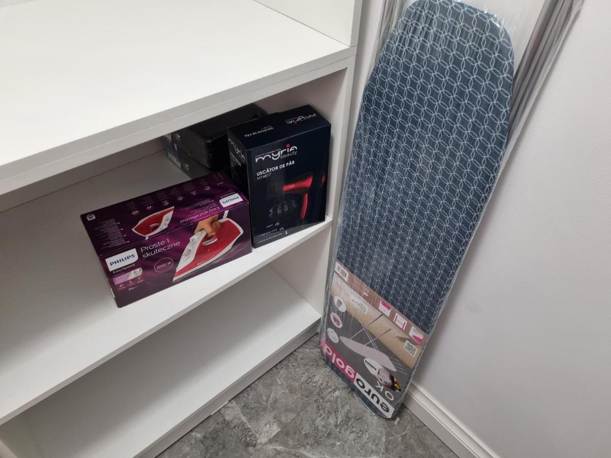 Anto1 Apartment Кълъраш Екстериор снимка