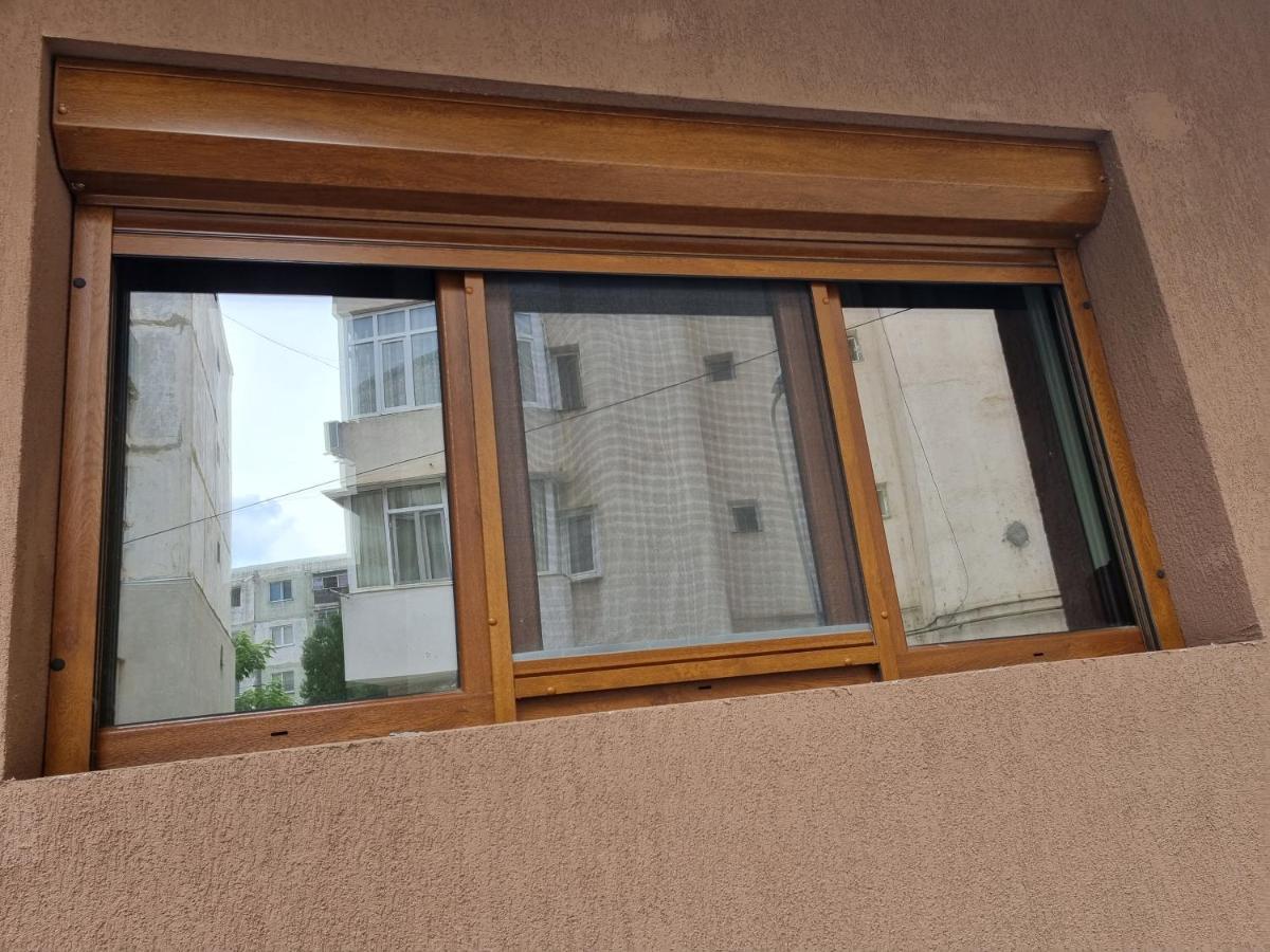 Anto1 Apartment Кълъраш Екстериор снимка